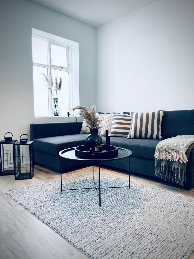 Day Dream Central Akureyri Two Bedroom Apartment Экстерьер фото