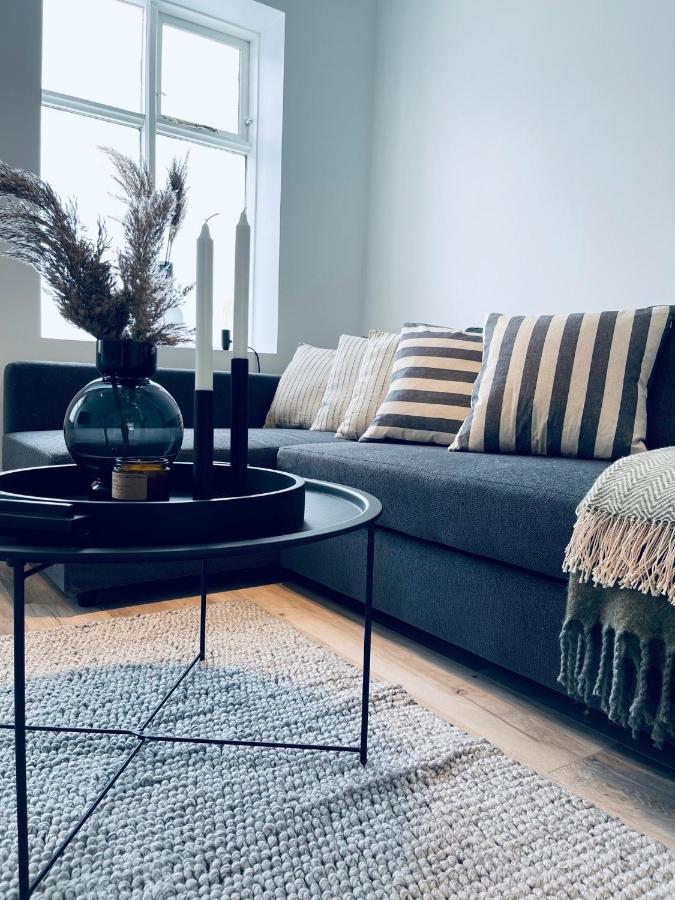 Day Dream Central Akureyri Two Bedroom Apartment Экстерьер фото