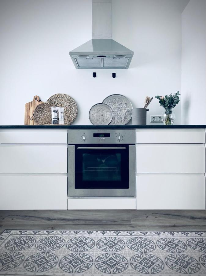 Day Dream Central Akureyri Two Bedroom Apartment Экстерьер фото