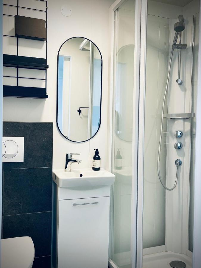 Day Dream Central Akureyri Two Bedroom Apartment Экстерьер фото